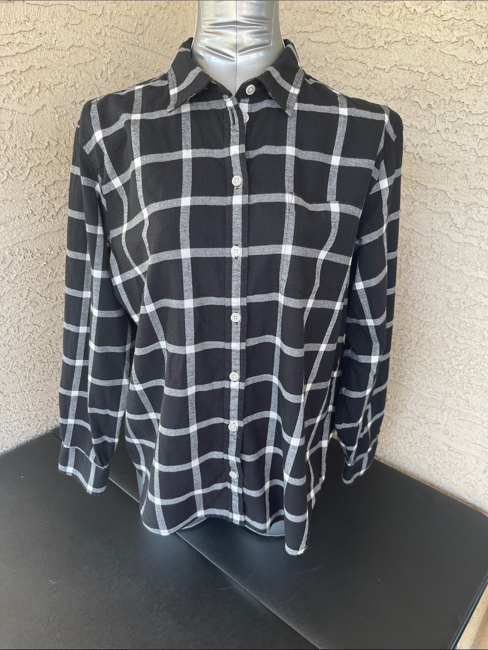 J.Crew Factory Black & White Windowpane Plaid 100% Cotton Button-Down Shirt - Picture 2 of 7